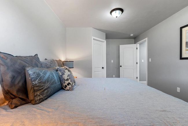 635 Pebblestone Circle, House other with 4 bedrooms, 4 bathrooms and null parking in HOBART WI | Image 35