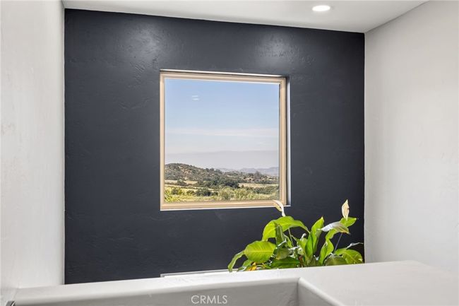 36472 County Line Rd, House other with 4 bedrooms, 6 bathrooms and 4 parking in Yucaipa CA | Image 36