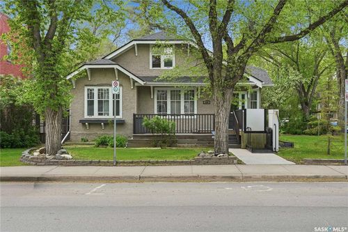 1706 15th Ave, Regina, SK, S4P0Z7 | Card Image