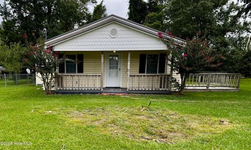 114 Norris Rd, Swansboro, NC, 28584-8644 | Card Image