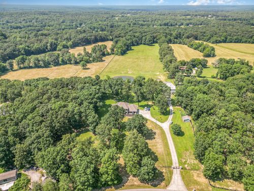 1640 Eno Rd, DICKSON, TN, 37055-4208 | Card Image