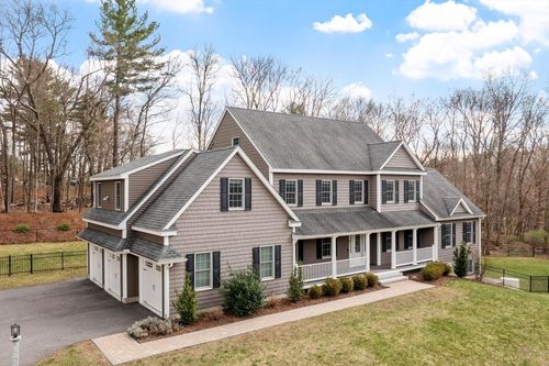 3 Nashoba Dr, Chelmsford, MA, 01824-3865 | Card Image
