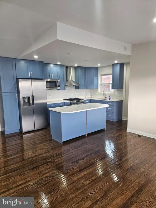 7822 Anita Dr, PHILADELPHIA, PA, 19111-2808 | Card Image