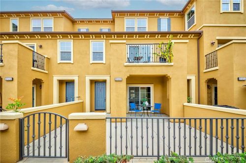 10410 Orchid Way, Santa Fe Springs, CA, 90670 | Card Image