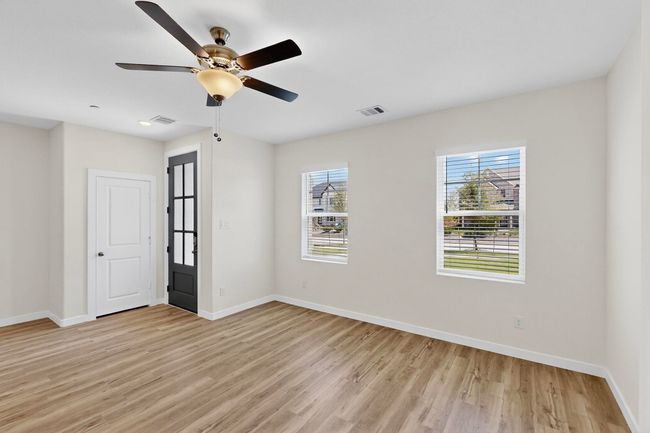 1824 Summer Aura, House other with 3 bedrooms, 3 bathrooms and null parking in Mesquite TX | Image 5