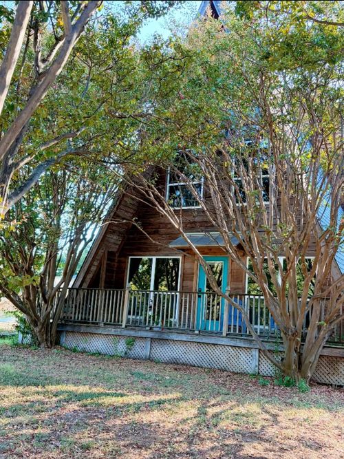 613 Mustang Trl, Granbury, TX, 76049-5687 | Card Image