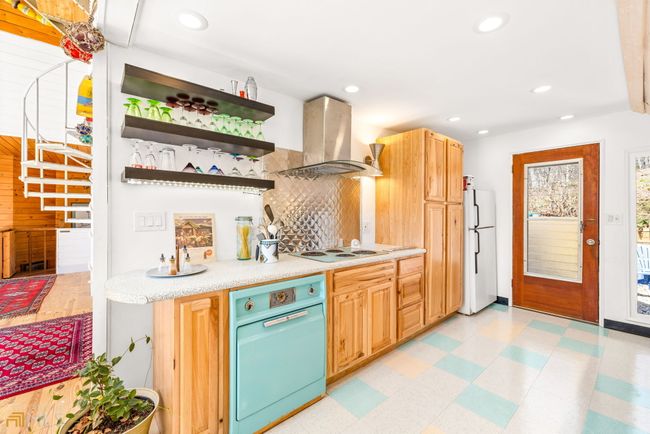 442 Shore Dr, House other with 4 bedrooms, 3 bathrooms and null parking in Dahlonega GA | Image 25