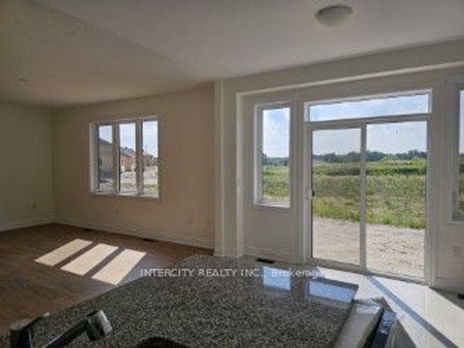 29 Union Blvd, House other with 4 bedrooms, 3 bathrooms and 2 parking in Wasaga Beach ON | Image 5