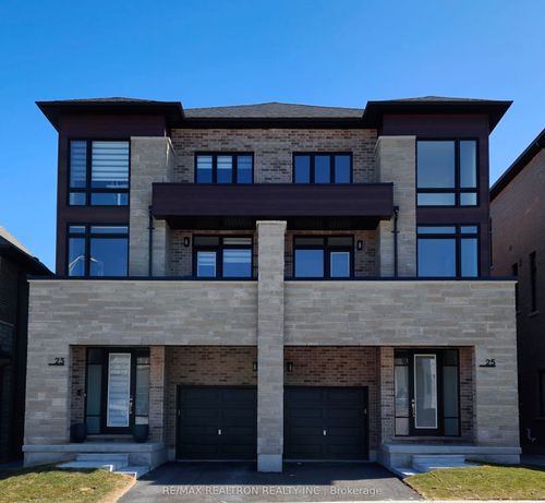 25 Seguin St, Richmond Hill, ON, L4E1L8 | Card Image