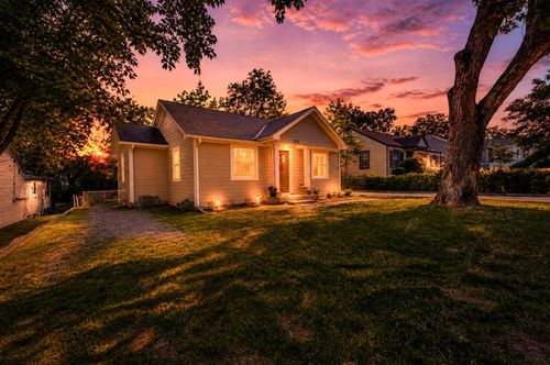 909 Oneida Ave, Nashville, TN, 37207-5248 | Card Image