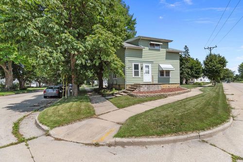 1020 E Randall Avenue, APPLETON, WI, 54911 | Card Image