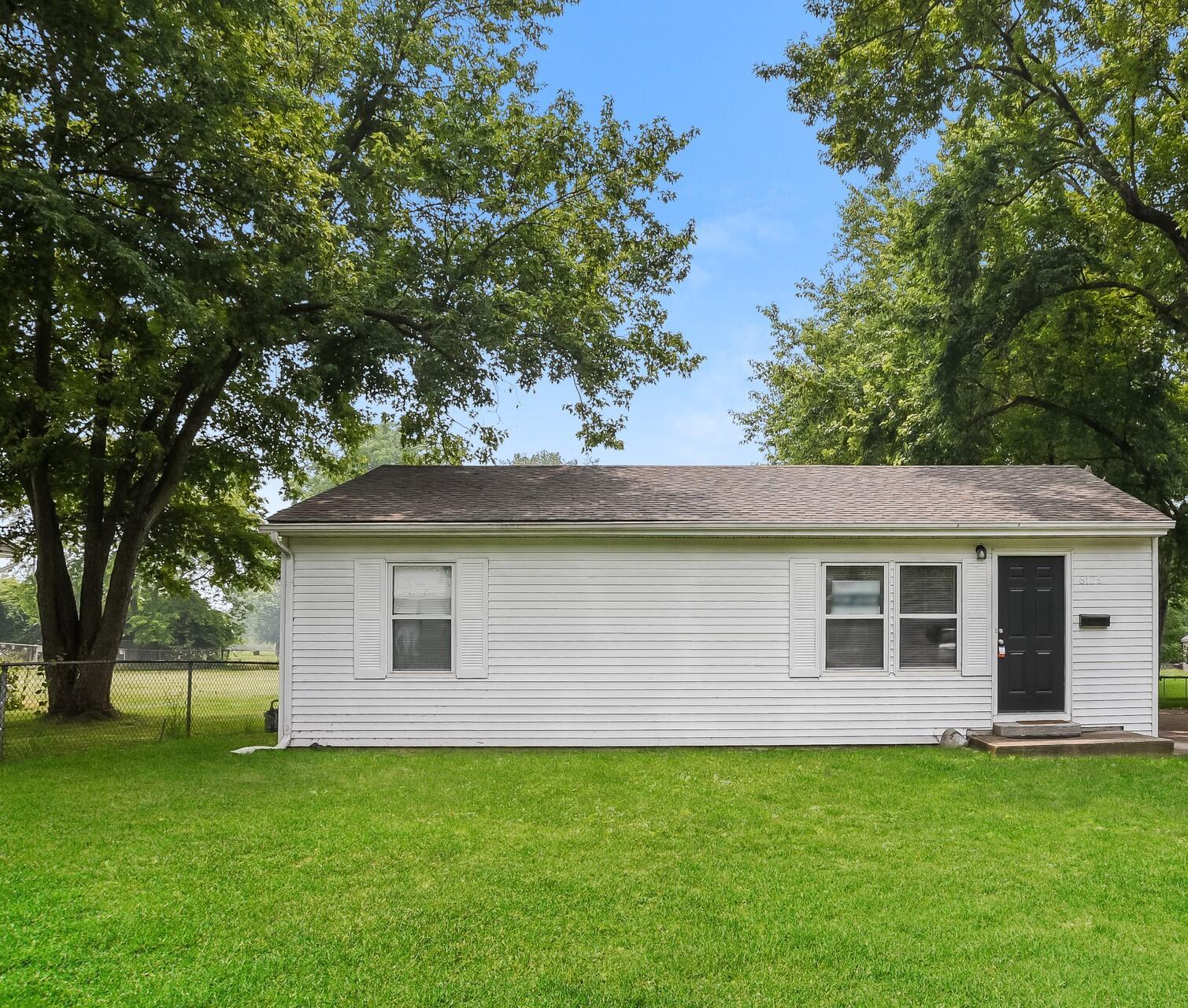 Roselawn Ave, Columbus, OH 43232