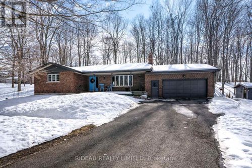 1445 Rickards Rd, Perth Road, ON, K0H2L0 | Card Image