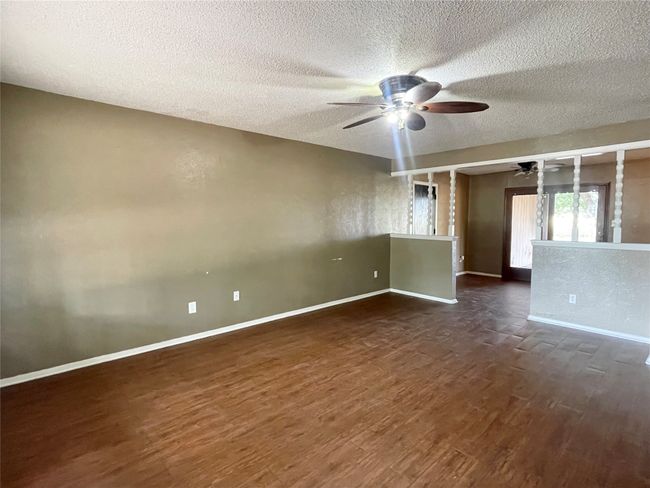 179 Oakland St, House other with 3 bedrooms, 2 bathrooms and null parking in Graham TX | Image 4