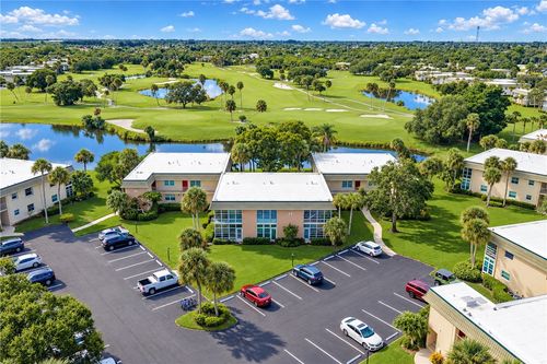 105-34 Vista Gardens Trl, Vero Beach, FL, 32962-1734 | Card Image