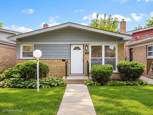 9136 S Union Ave, Chicago, IL, 60620-2353 | Card Image