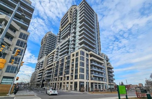 308-9205 Yonge St, Richmond Hill, ON, L4C1V5 | Card Image