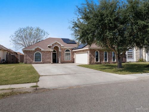 304 N 18th St, Hidalgo, TX, 78557-3906 | Card Image