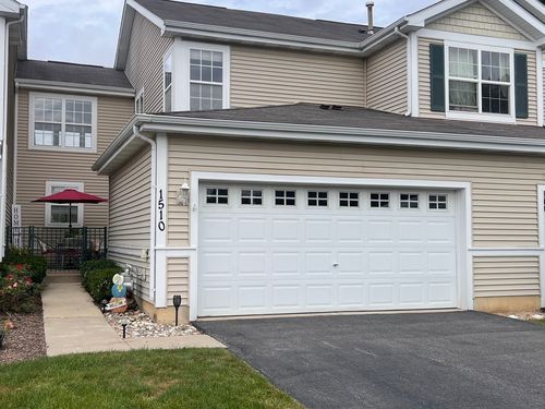 1510-1510 W Remington Ln, Round Lake, IL, 60073-2388 | Card Image