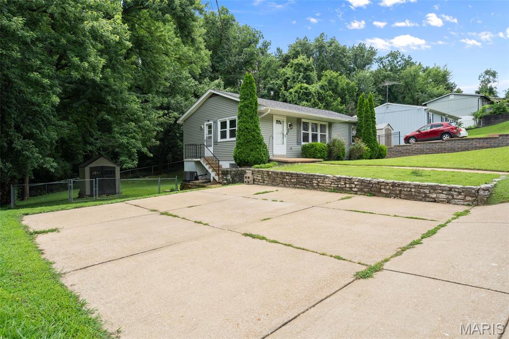 Residential in Valley Park 2