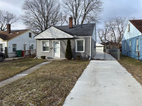 22765 Rosalind Ave, Eastpointe, MI, 48021-1915 | Card Image