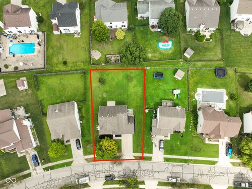 506 Downing Dr, Greenwood, IN, 46143-8436 | Card Image