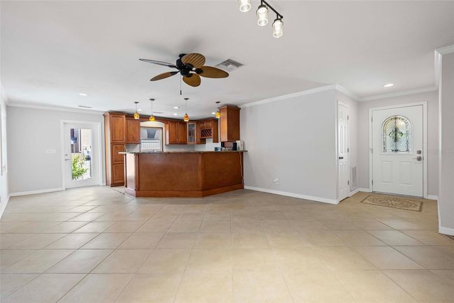 3497 Coquina Key Dr Se, House other with 3 bedrooms, 2 bathrooms and null parking in ST PETERSBURG FL | Image 9