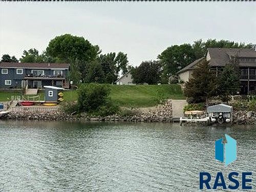 6554 Killarney Park Dr, Wentworth, SD, 57075-7314 | Card Image