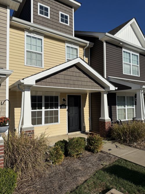 65 Ellington Ter, Clarksville, TN, 37040-5147 | Card Image