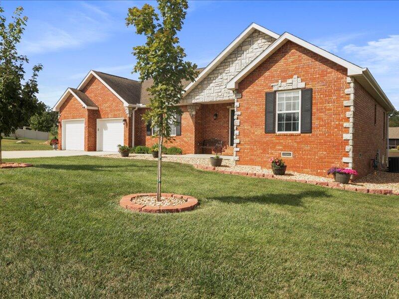 Alley Springs Dr, West Plains, MO 65775