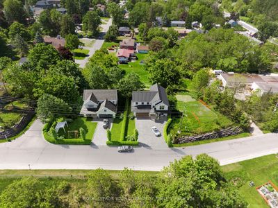 58 Old King Rd, House other with 3 bedrooms, 3 bathrooms and 11 parking in Bolton ON | Image 1