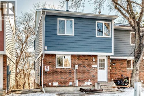 68-5935 63 St, Red Deer, AB, T4N6C1 | Card Image