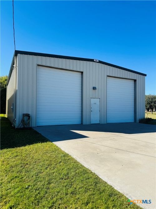 409 N 10th St, Fulton, TX, 78358 | Card Image