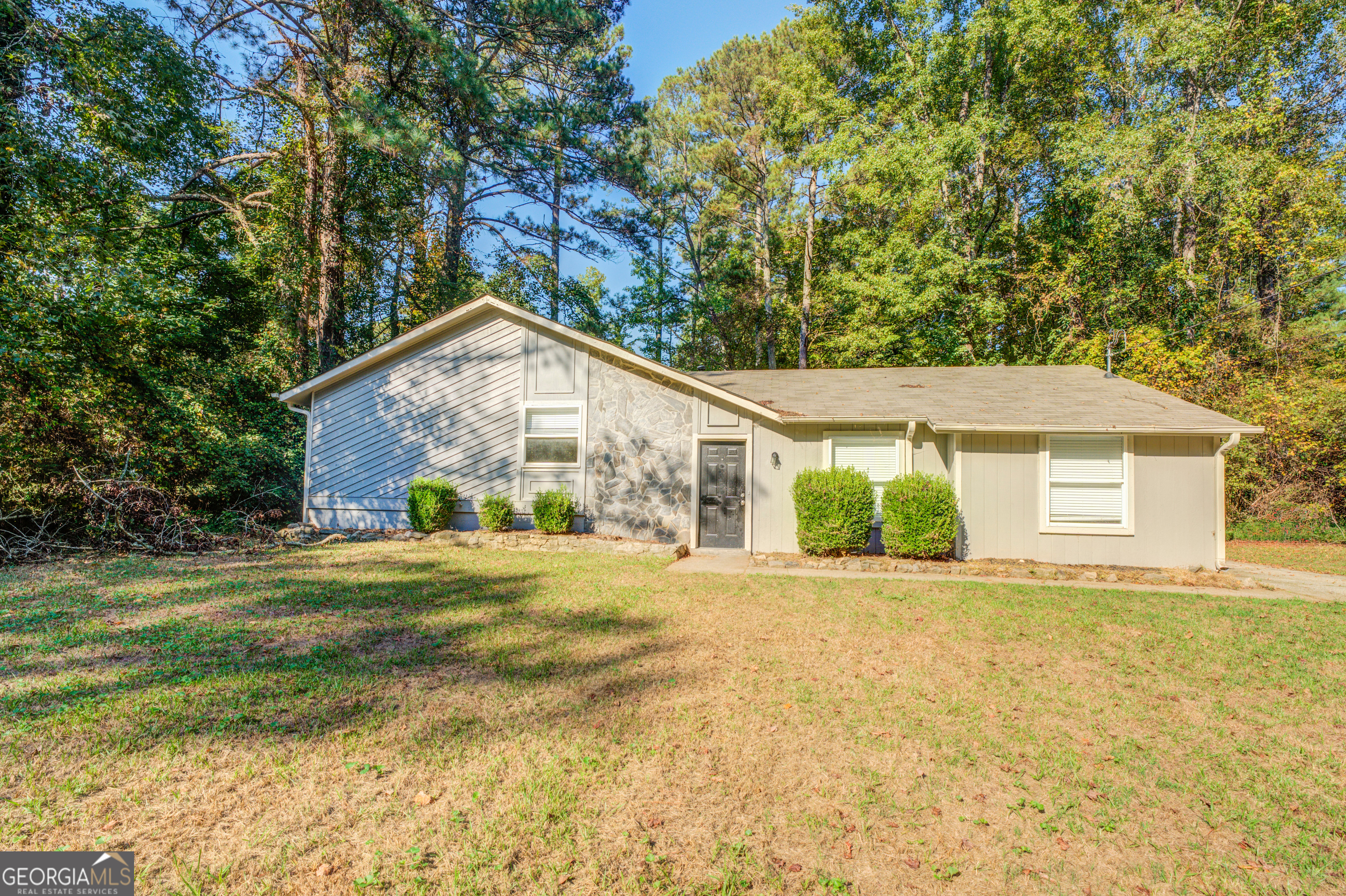 Brookstone Pkwy, Ellenwood, GA 30294