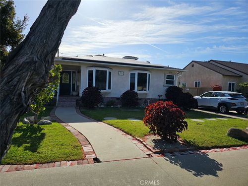 3180 Easy Ave, Long Beach, CA, 90810-2515 | Card Image