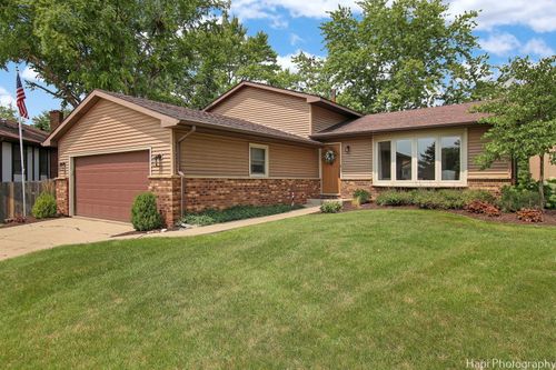 4832 Eastwood Court, Waukegan, IL, 60087 | Card Image