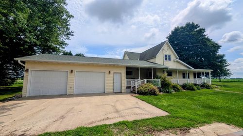 1315 440th St, Peterson, IA, 51047-7040 | Card Image
