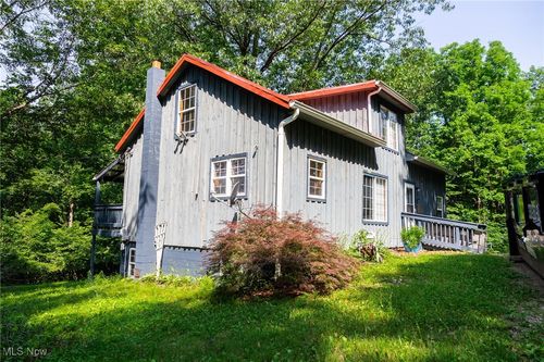 9177 Derry Rd Sw, Bowerston, OH, 44695-9612 | Card Image