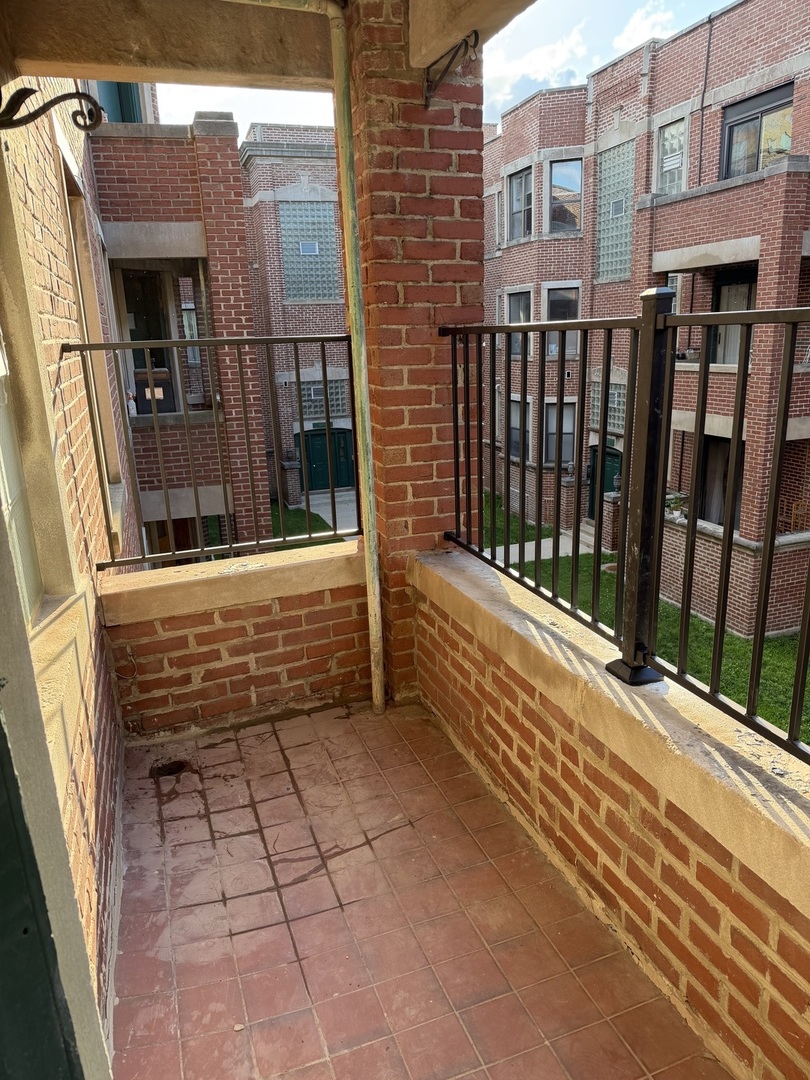 Residential Lease in Chicago 3