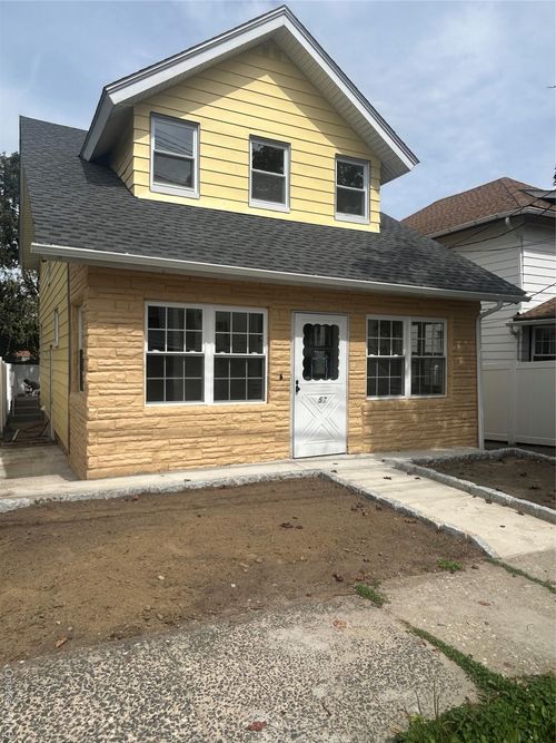57 Ramsey Ave, Yonkers, NY, 10701-5633 | Card Image