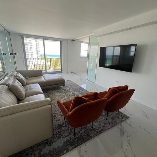 606-9273 Collins Ave, Surfside, FL, 33154-3048 | Card Image
