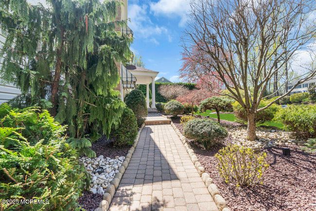 Side walkway to front porch | Image 4