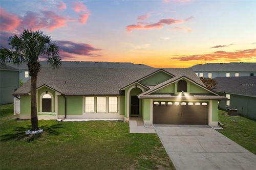 213 Competition Dr, KISSIMMEE, FL, 34743-8423 | Card Image