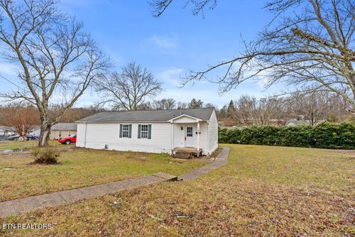 102 Lawton Rd, Oak Ridge, TN, 37830-4834 | Card Image