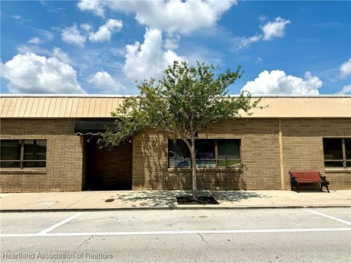 153 S Ridgewood Dr, SEBRING, FL, 33870-3337 | Card Image