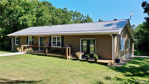 3762 E Highway 32, Salem, MO, 65560-8281 | Card Image