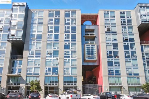 102-311 Oak St, Oakland, CA, 94607-4510 | Card Image