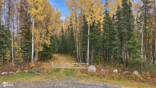 39414 Flatstone Ct, Soldotna, AK, 99669 | Card Image