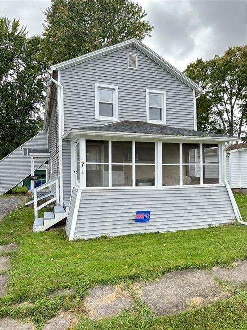 7 Maynard Street, Seneca Falls, NY, 13148 | Card Image