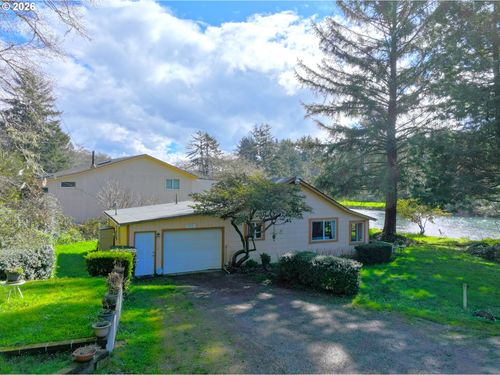 99270 Winchuck River Rd, Brookings, OR, 97415-9385 | Card Image